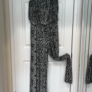Elegant Black and White Patterned Jumpsuit